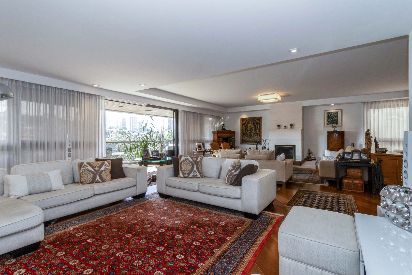 Apartamento arejado e bem iluminado, com vista privilegiada - Imagem 3