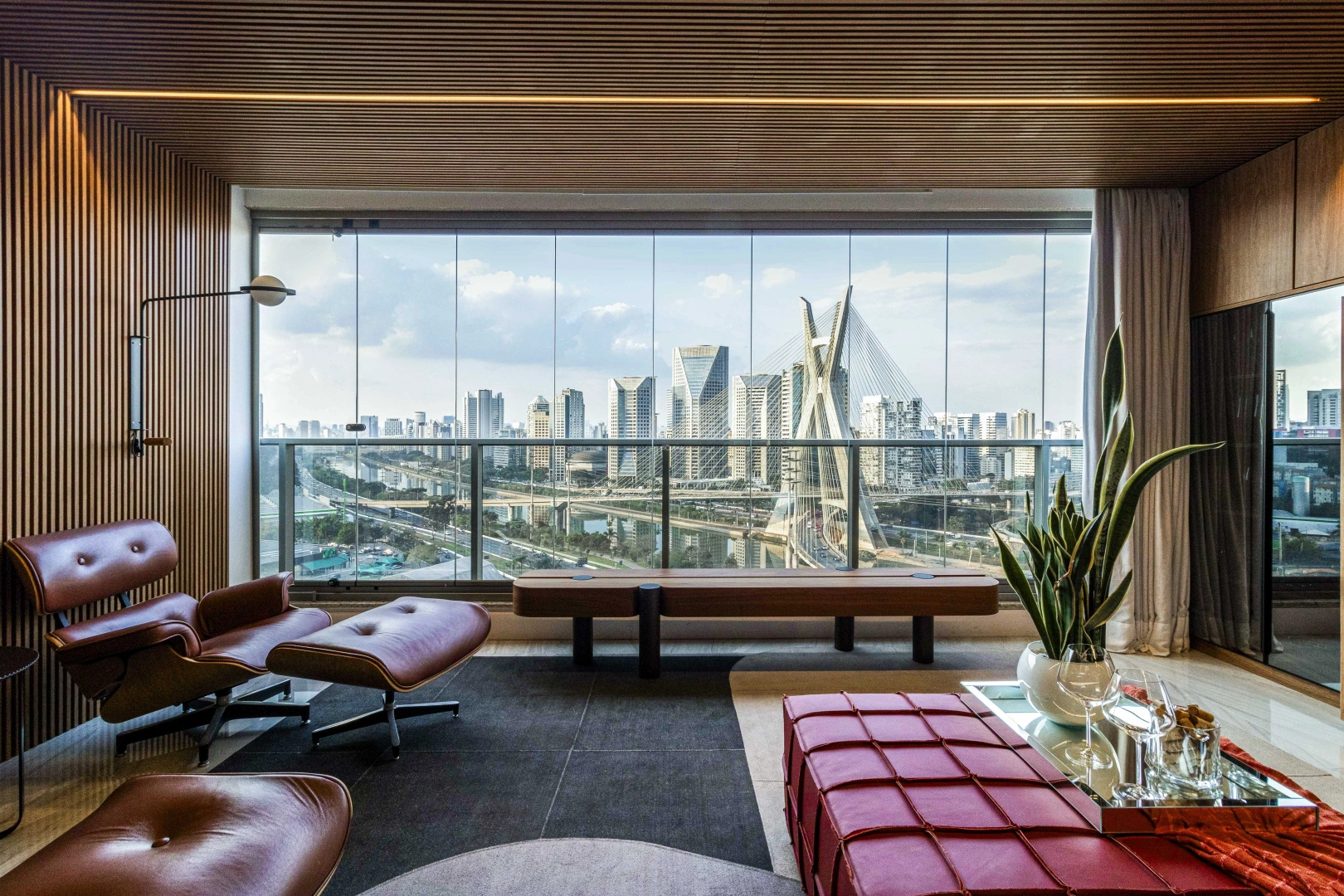 Apartamento com vista para a Ponte Estaiada - Imagem 1