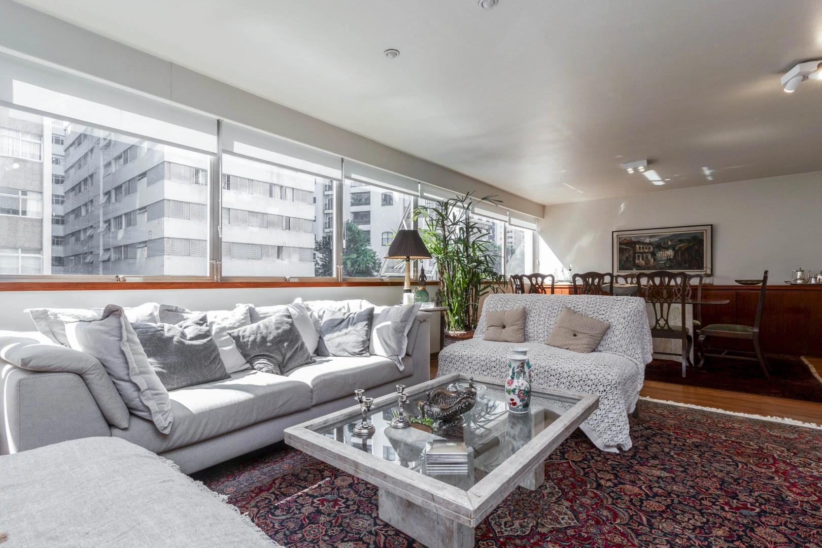 Apartamento com boa planta e living espaçoso - Imagem 3
