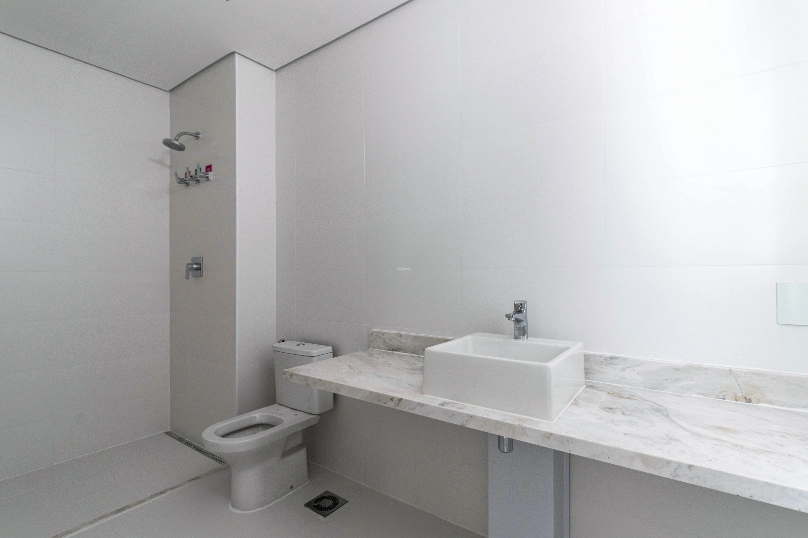 Apartamento novo com vista privilegiada - Imagem 12