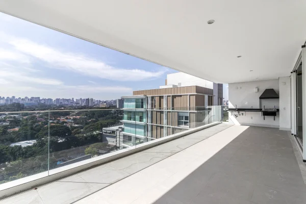 Apartamento novo com vista privilegiada