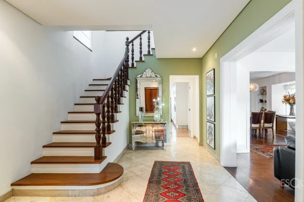 Casa bem localizada no Jardim Paulista