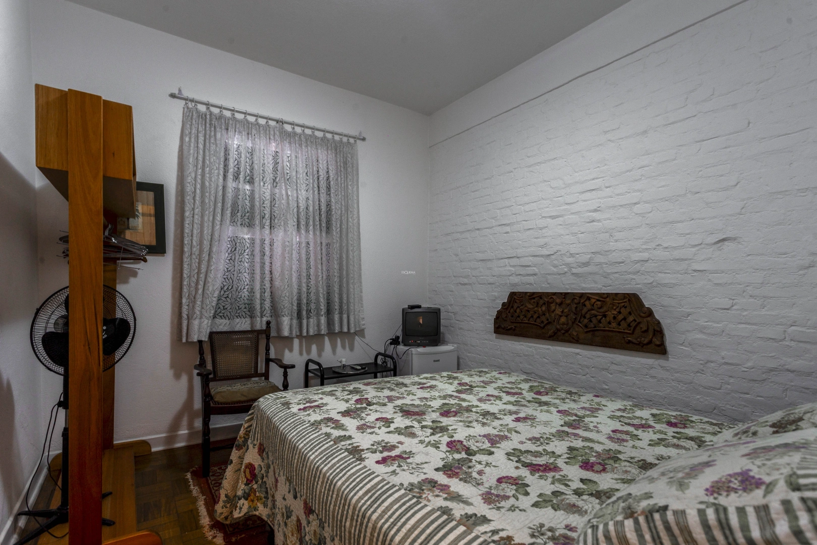 Casa em localização privilegiada do bairro - Imagem 12