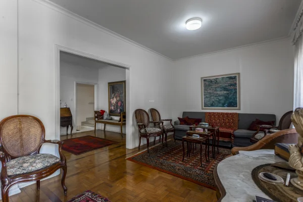 Casa em localização privilegiada do bairro