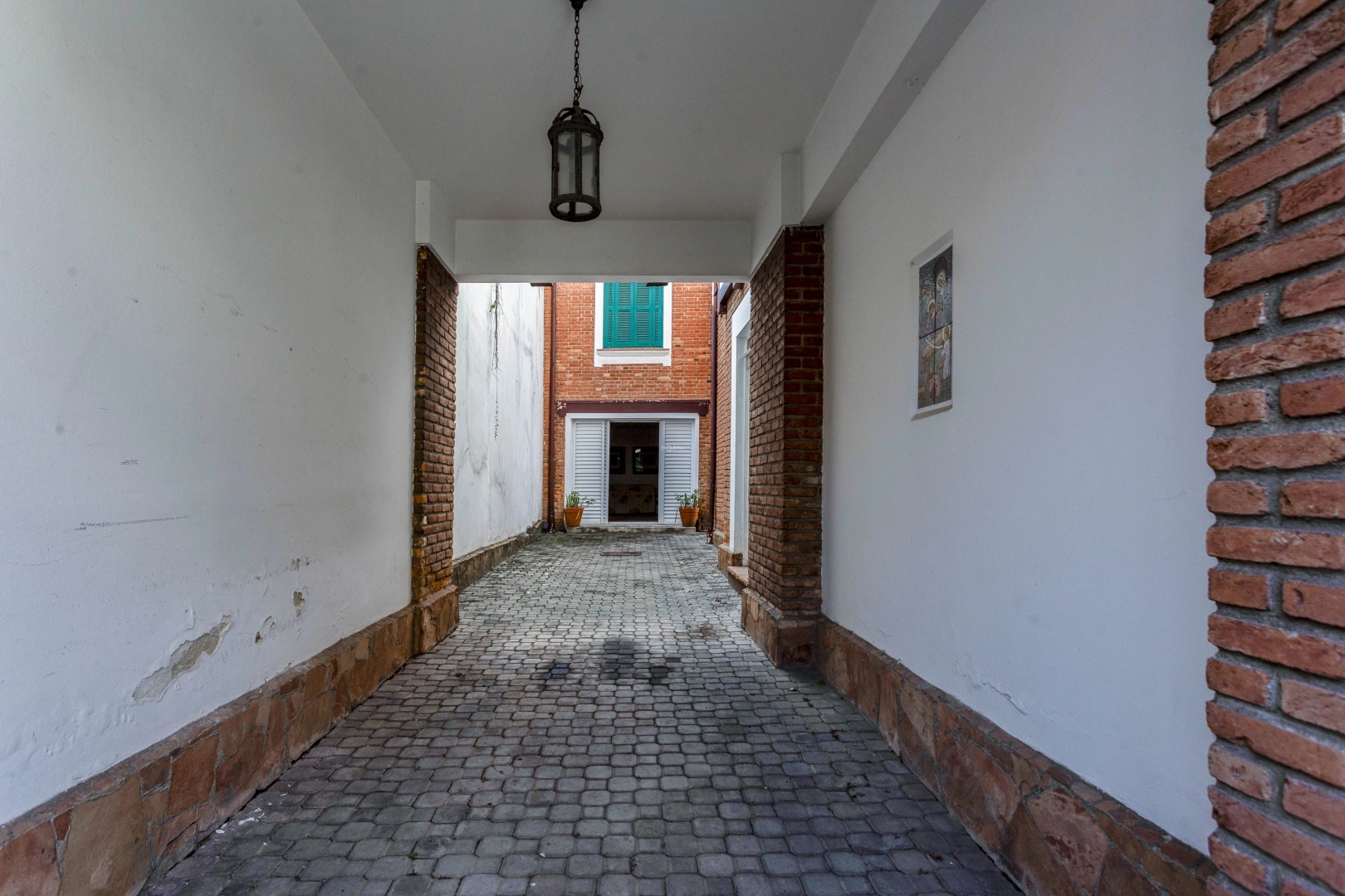 Casa em localização privilegiada do bairro - Imagem 8