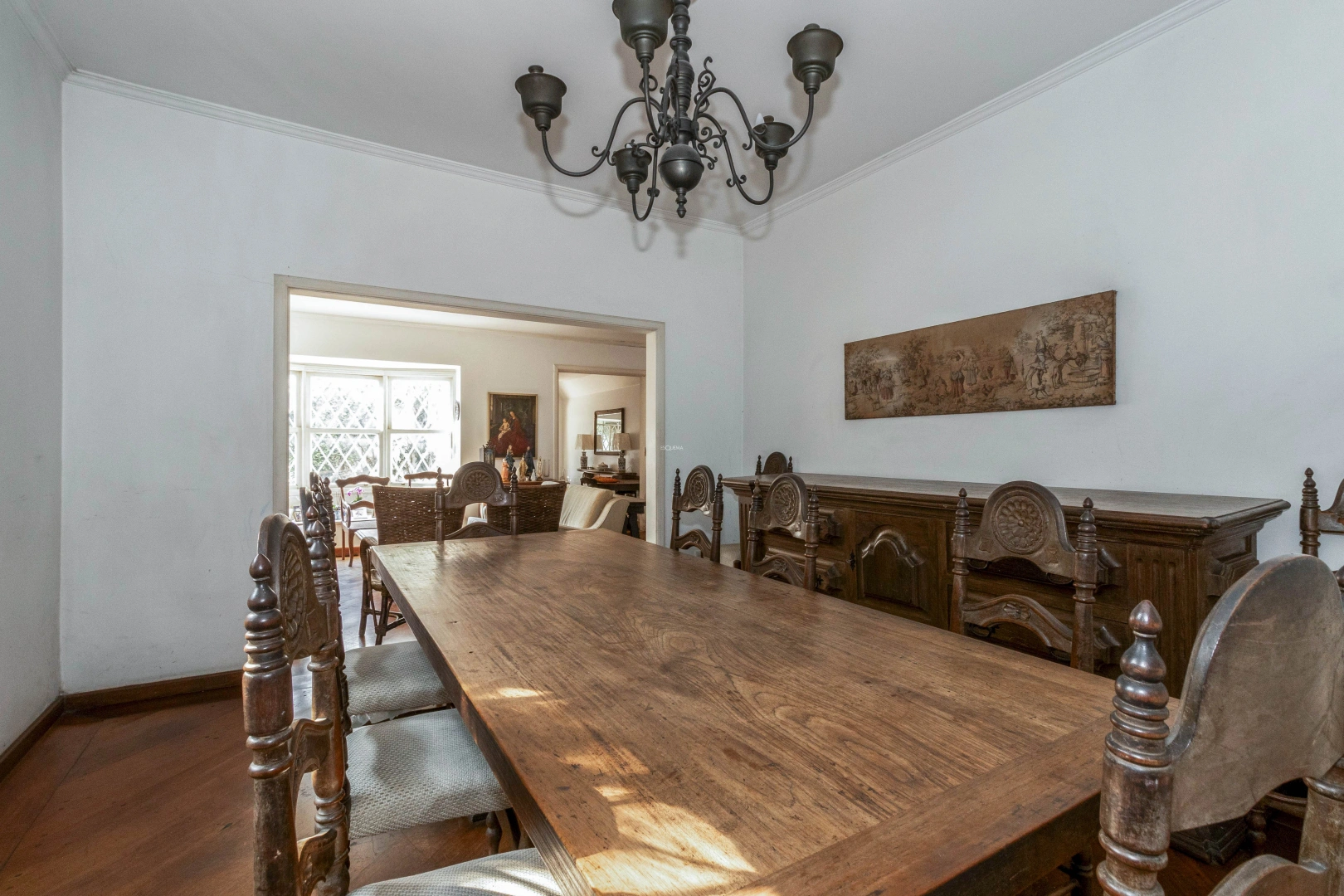 Casa em localização privilegiada para reforma total - Imagem 12