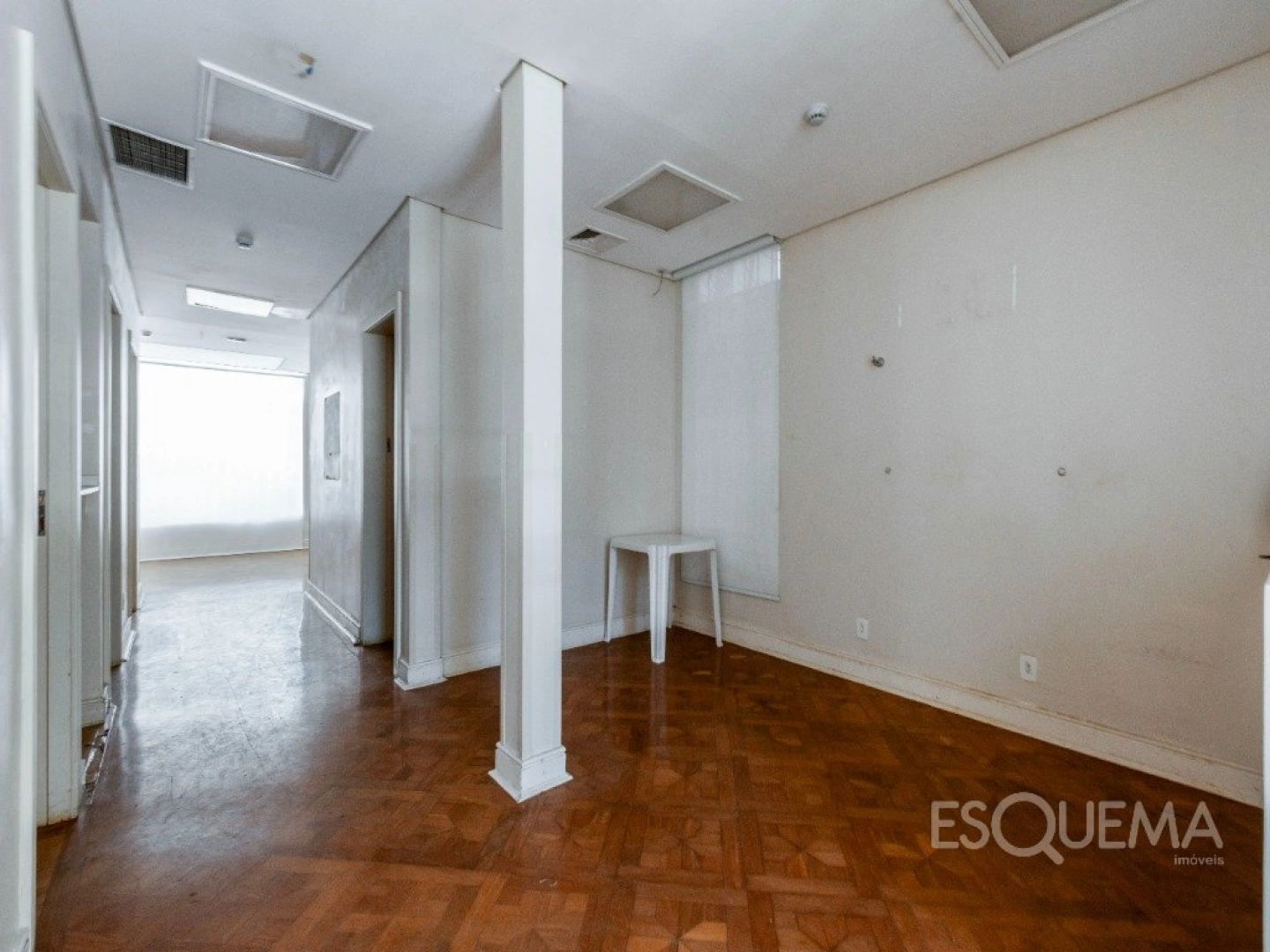 Casa comercial ampla em localização estratégica - Imagem 14