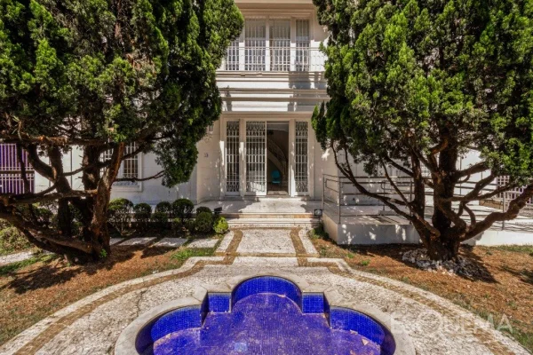 Casa comercial ampla em localização estratégica