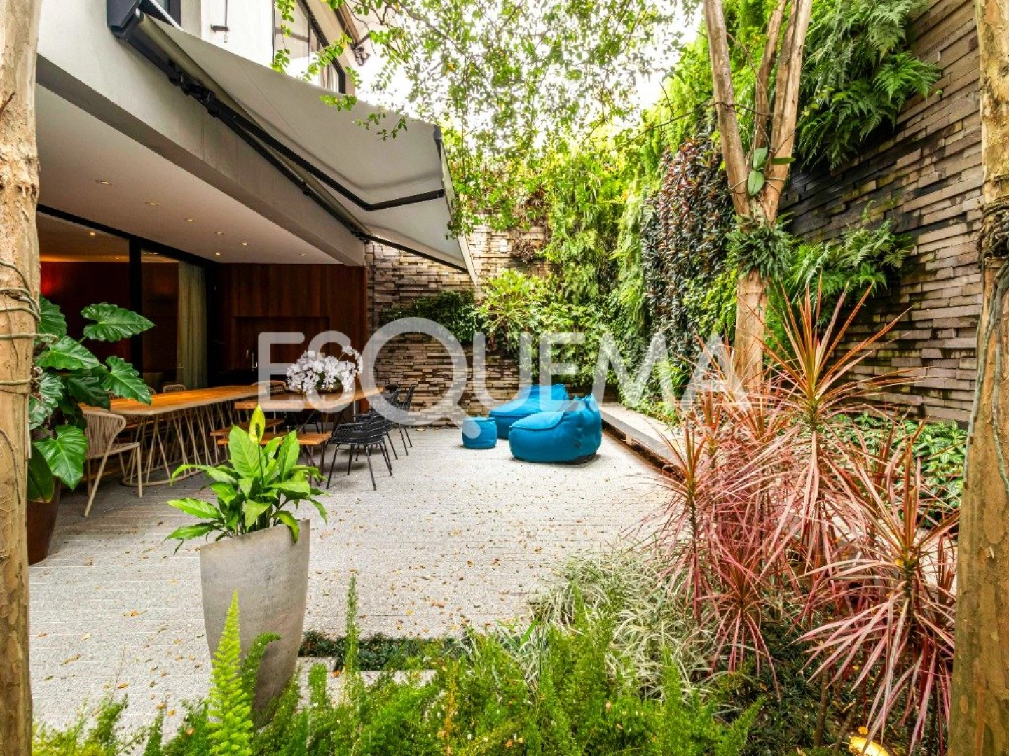 Casa nova com projeto exclusivo de Consuelo Jorge - Imagem 2