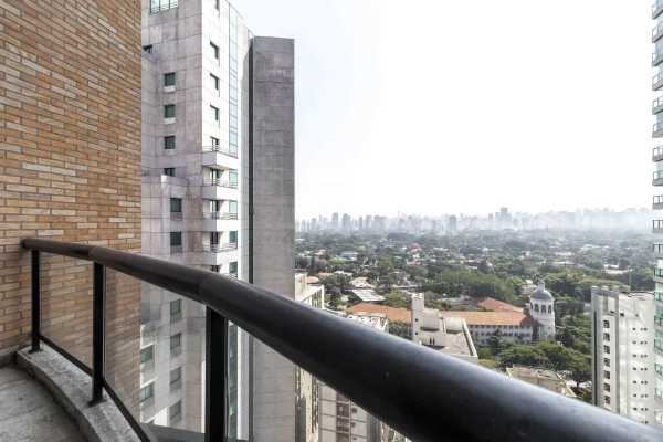 Loft com vista para o Jardim Europa