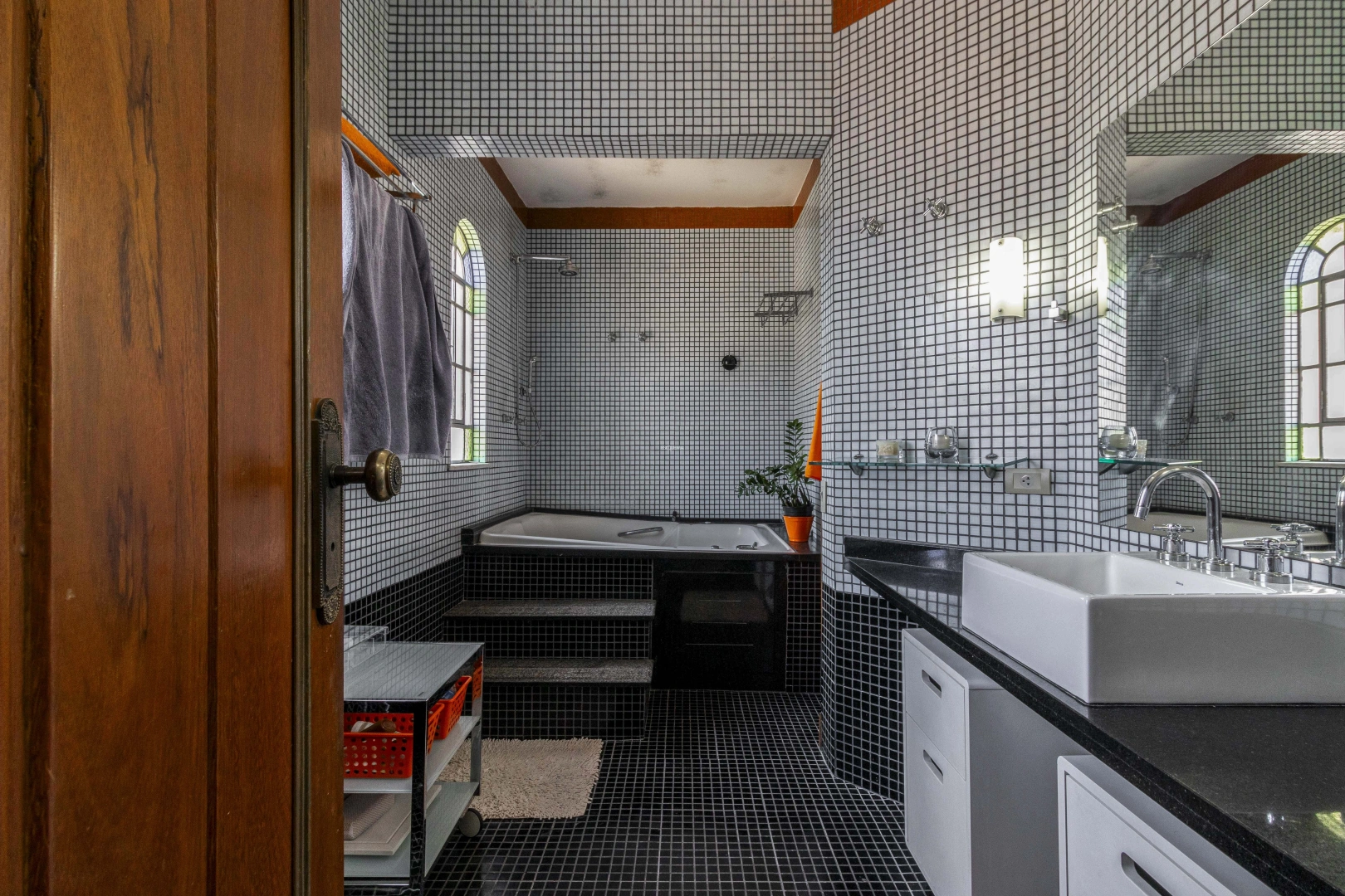 Casa com vista para o bairro - Imagem 13