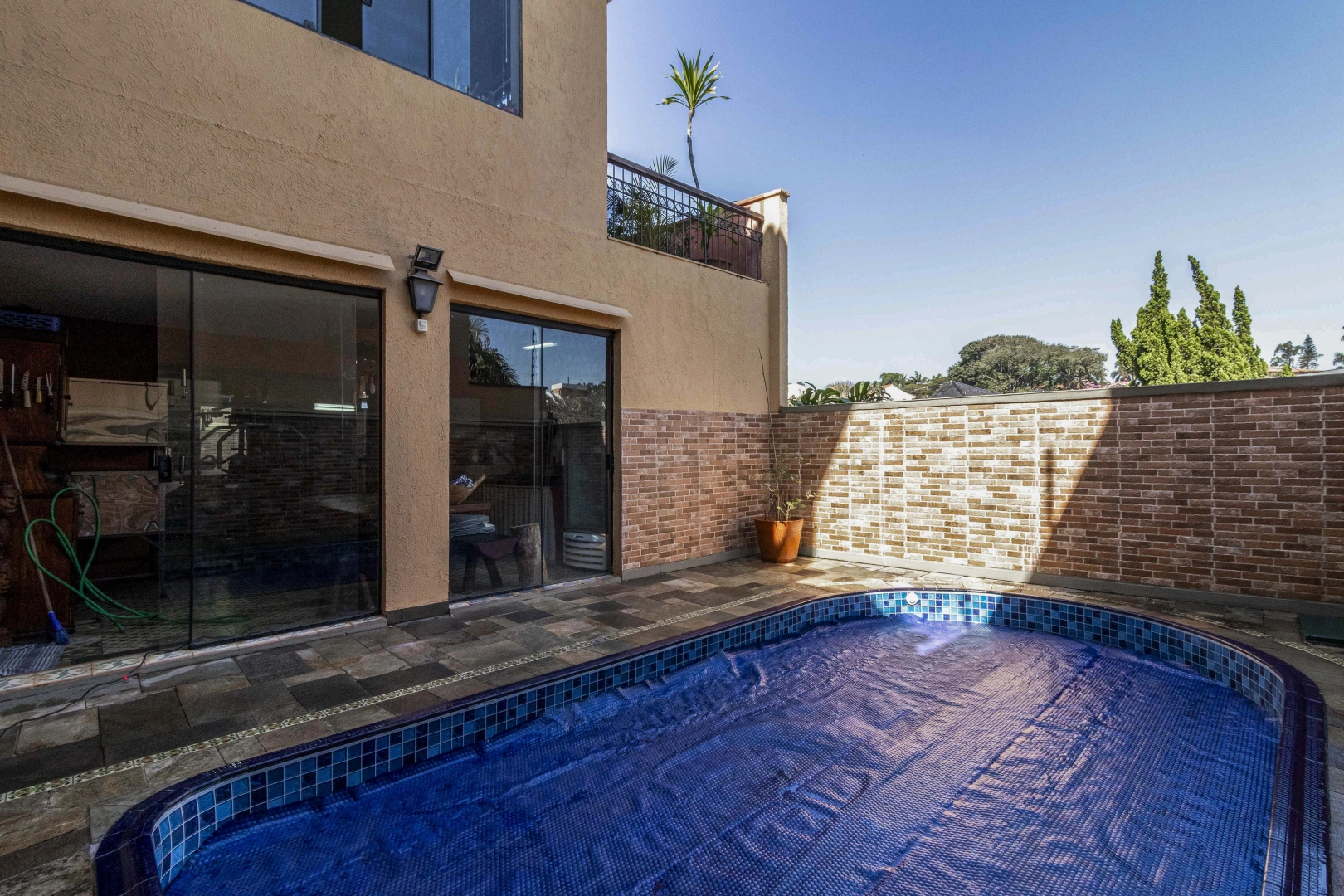 Casa com vista para o bairro - Imagem 2