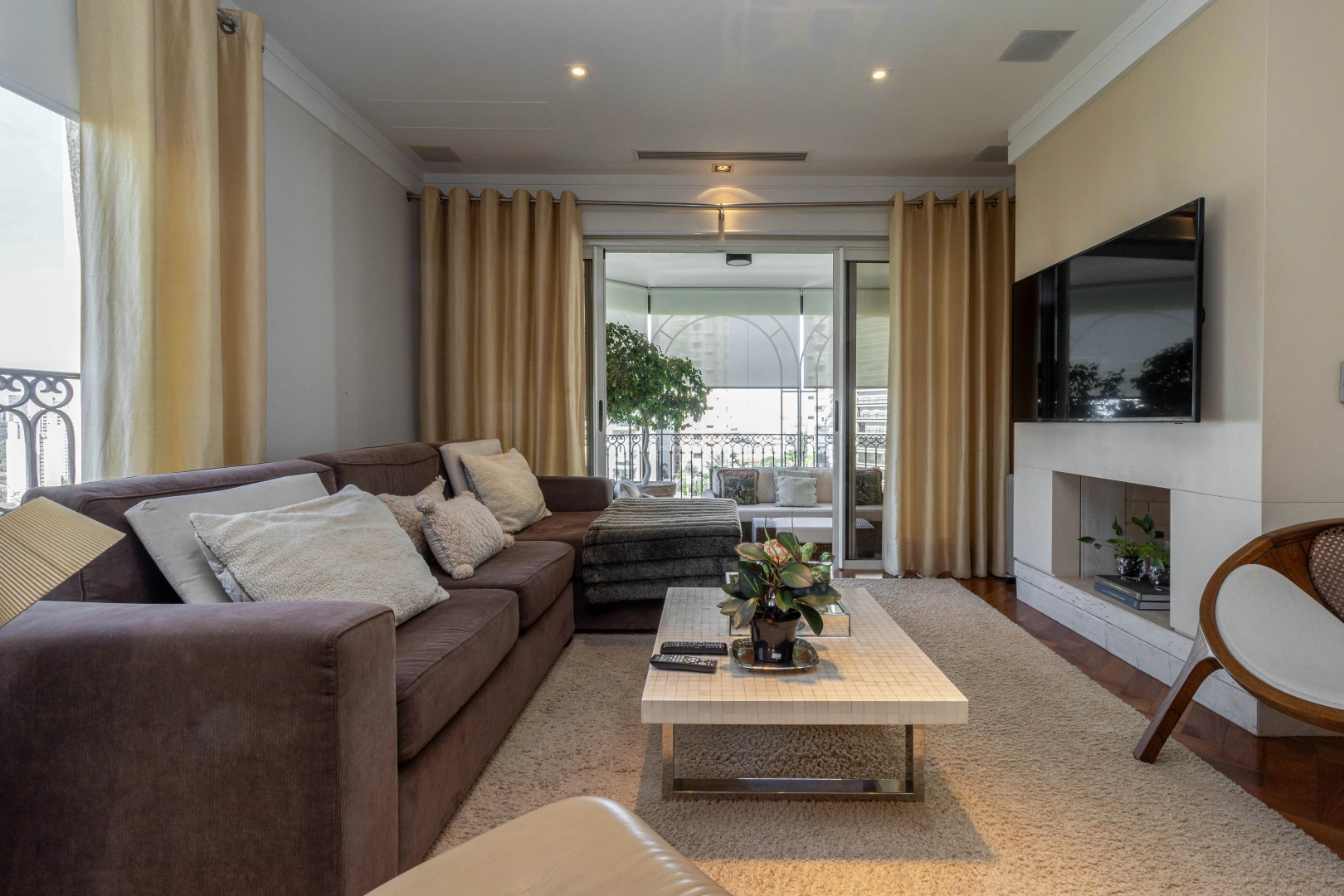 Apartamento em edifício Lindenberg - Imagem 9