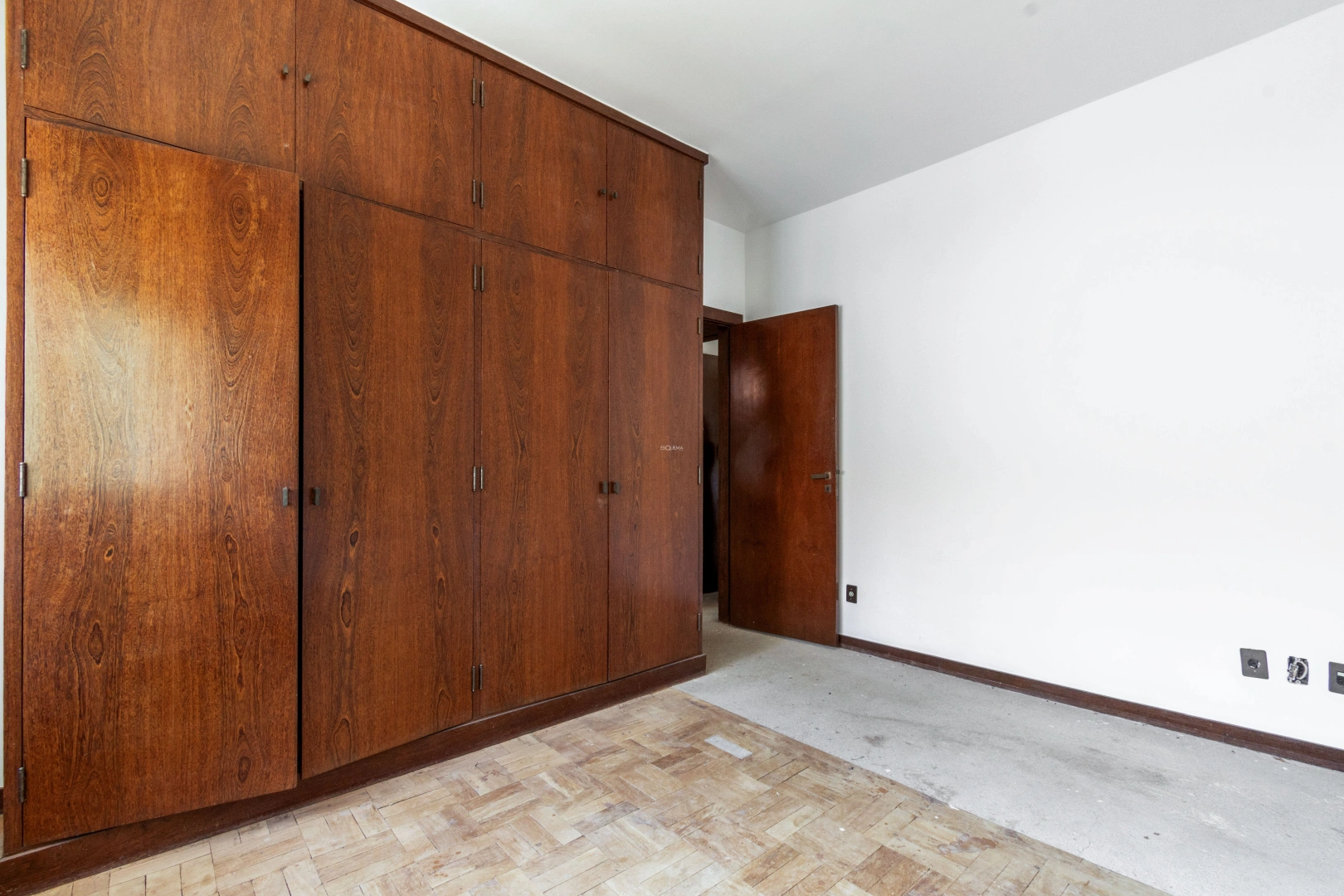 Casa com potencial de reforma próxima à Praça Horácio Sabino - Imagem 9