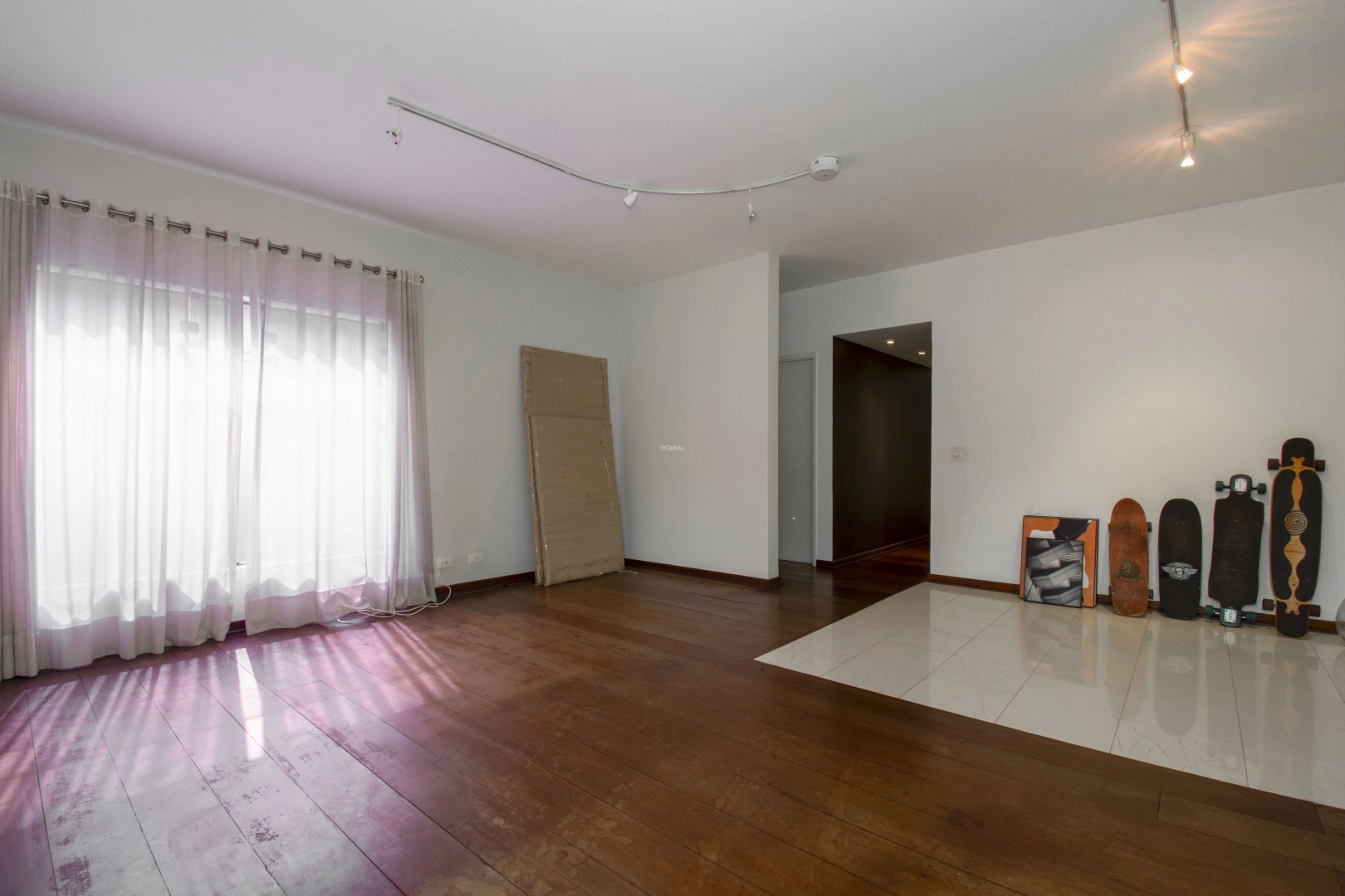 Casa para reforma em região privilegiada - Imagem 4
