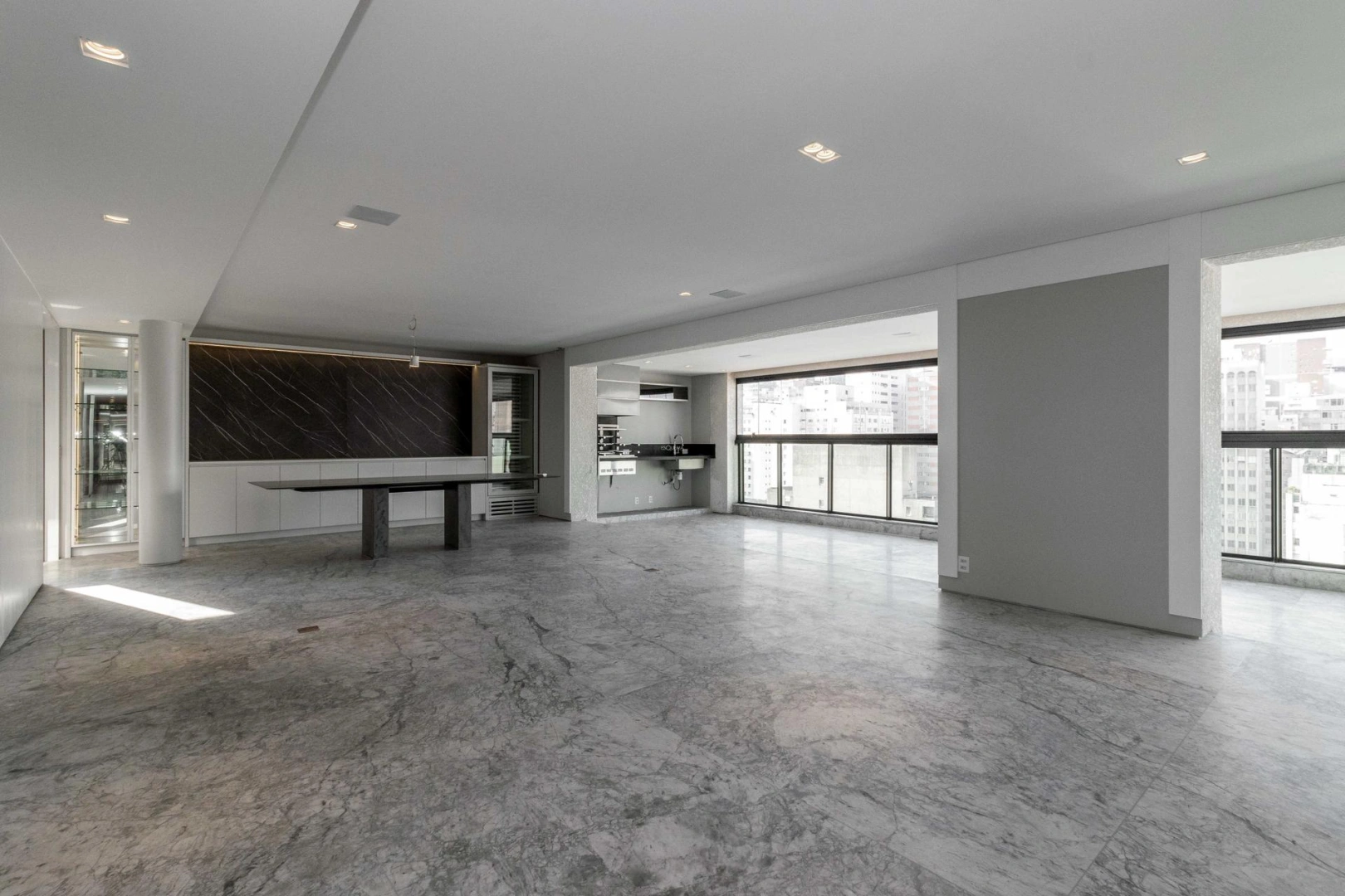Apartamento amplo e pronto para morar - Imagem 3