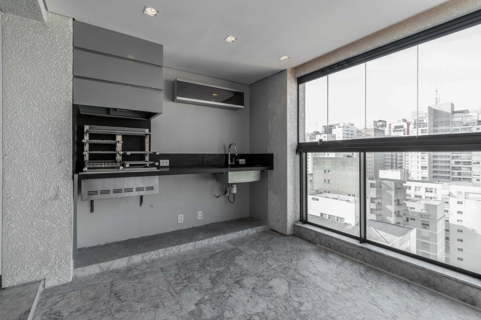 Apartamento amplo e pronto para morar - Imagem 4