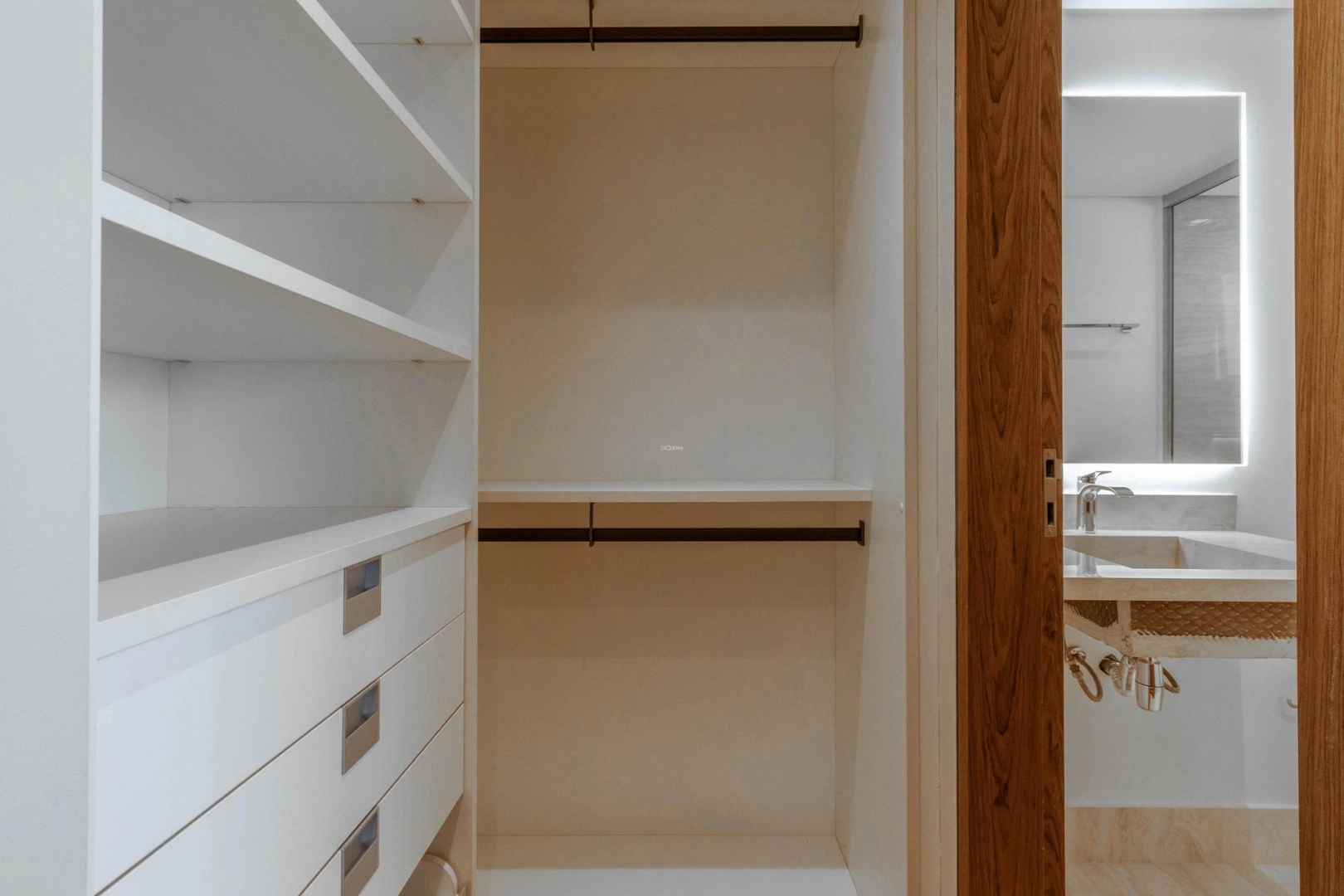 Apartamento amplo e pronto para morar - Imagem 7