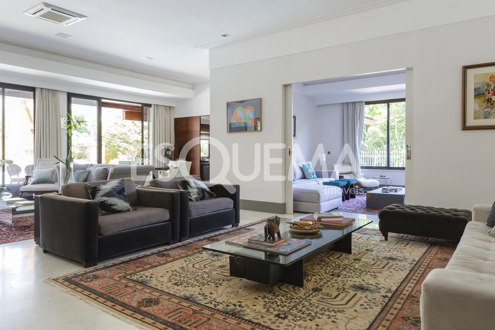 Casa bem localizada e espaçosa - Imagem 14