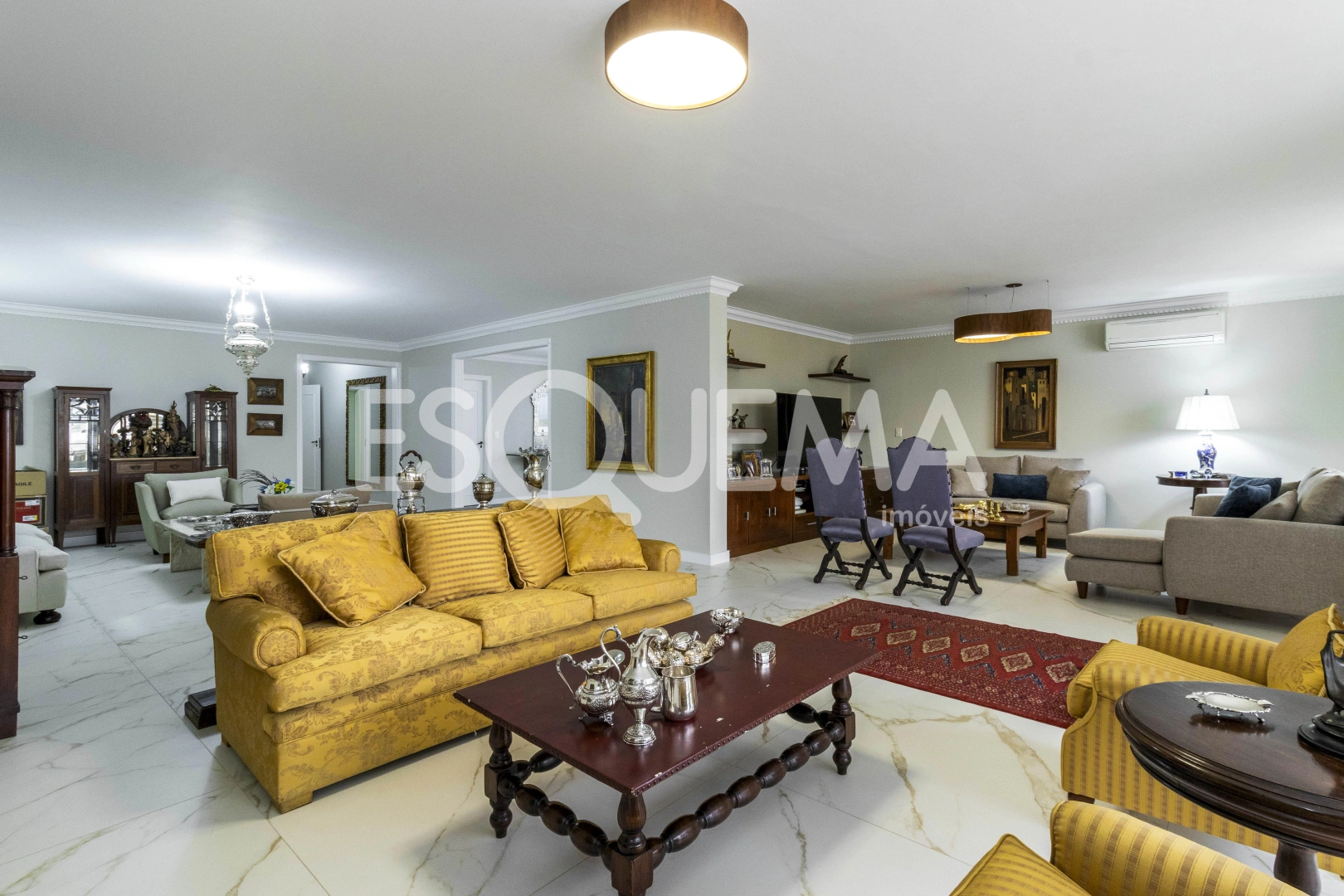 Apartamento reformado, elegante e bem localizado - Imagem 4