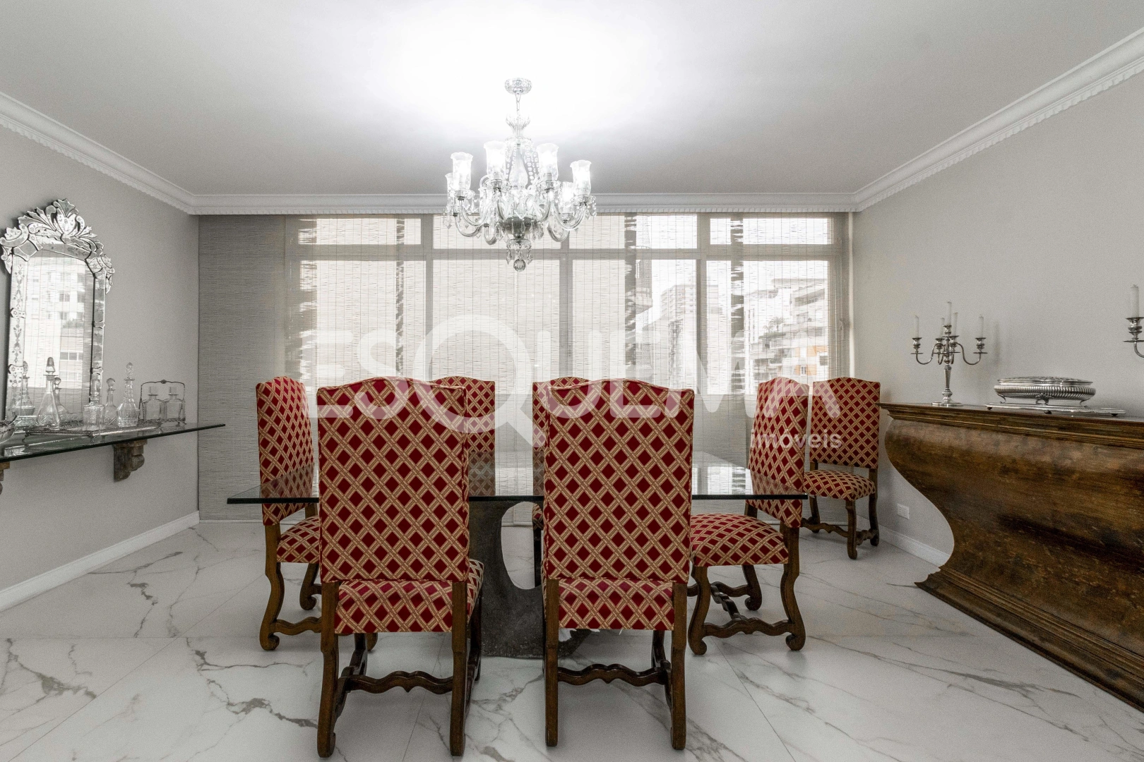 Apartamento reformado, elegante e bem localizado - Imagem 6