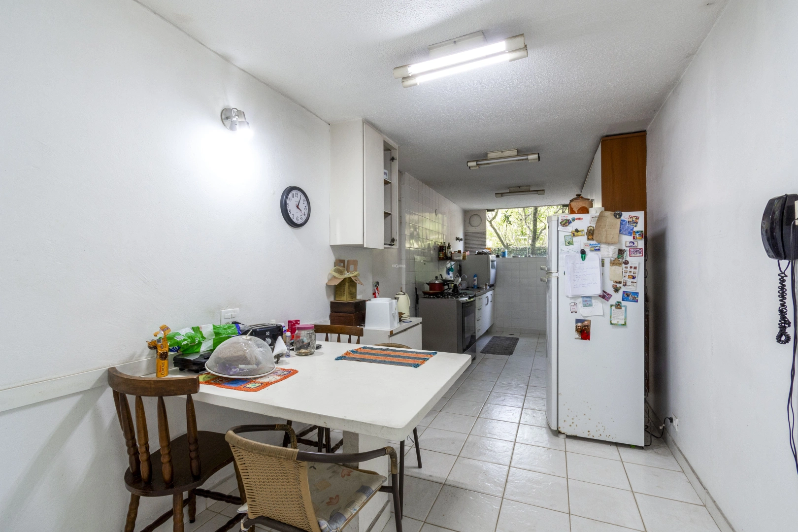 Casa em rua arborizada e tranquila - Imagem 11
