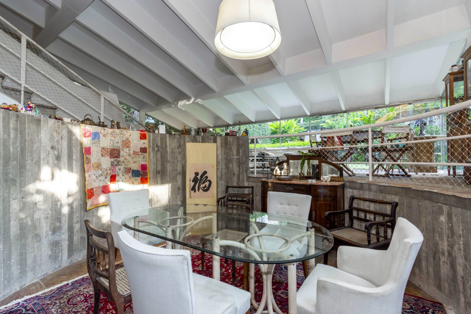 Casa em rua arborizada e tranquila - Imagem 9