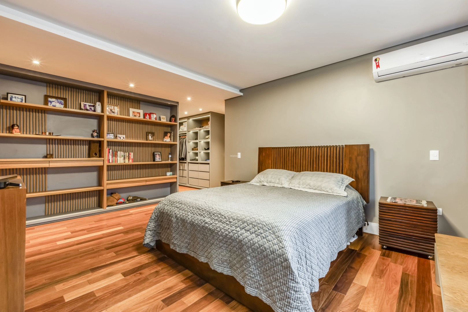 Casa com jardim privilegiado - Imagem 11