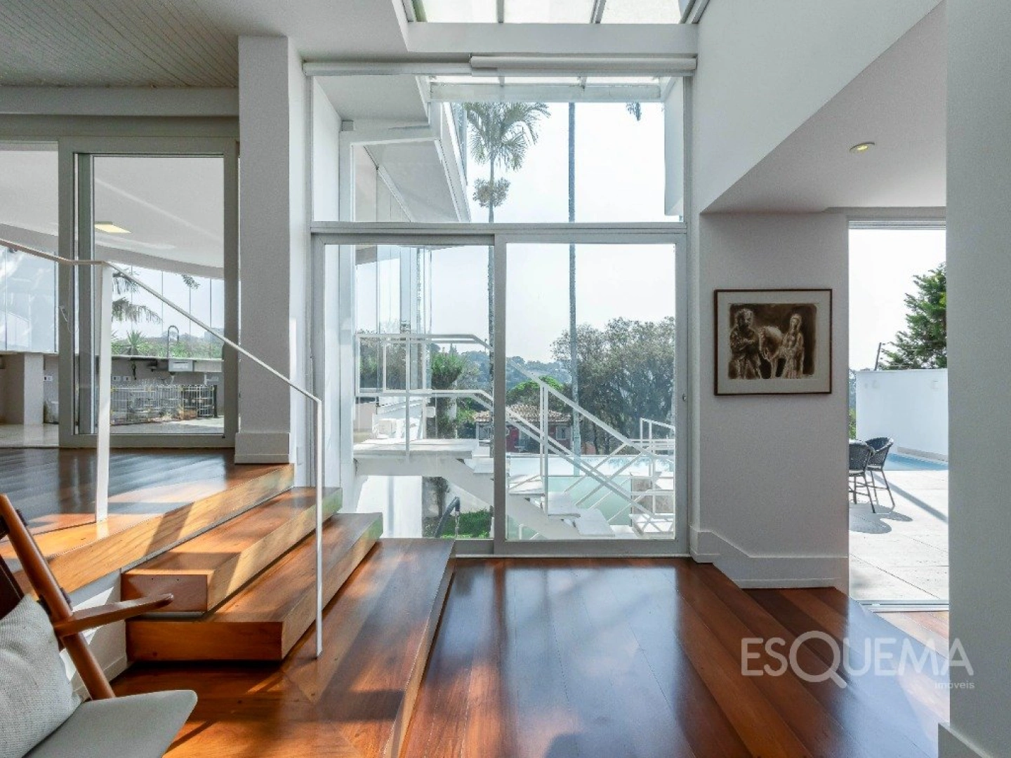 Casa reformada com vista privilegiada - Imagem 9