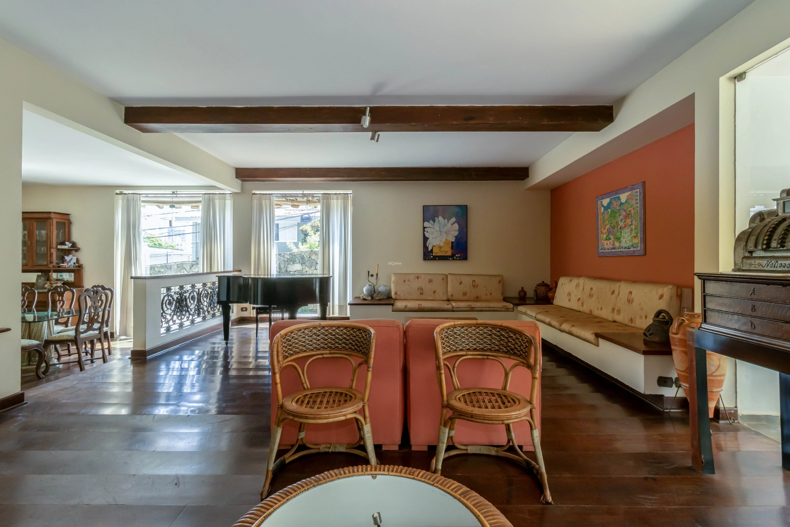 Casa com grande potencial para a reforma - Imagem 5