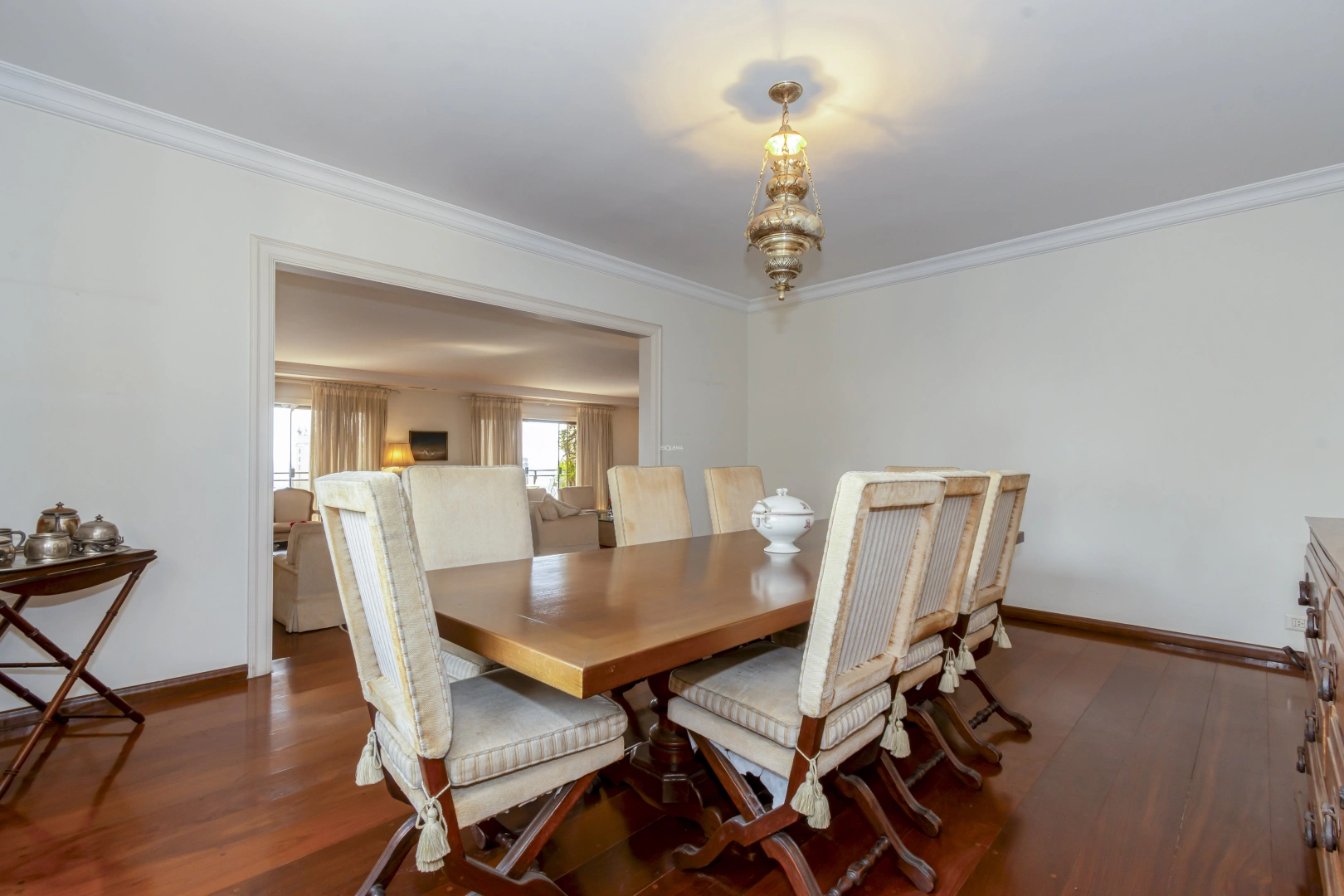 Apartamento com ampla varanda - Imagem 10