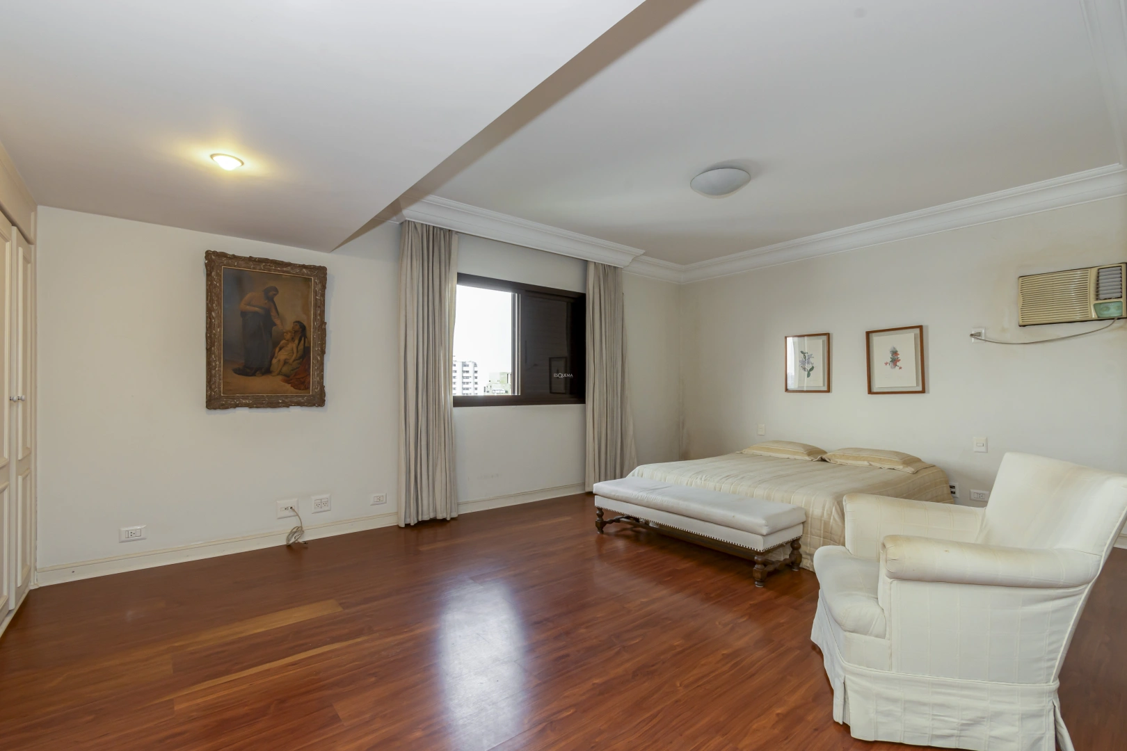 Apartamento com ampla varanda - Imagem 14