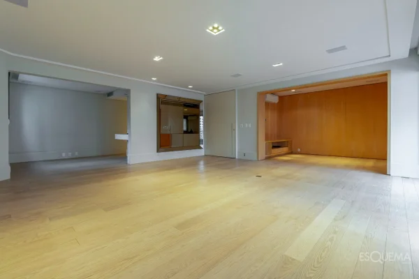 Apartamento em rua privilegiada próxima à Avenida Faria Lima
