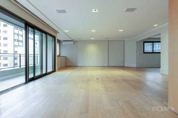 Apartamento em rua privilegiada próxima à Avenida Faria Lima