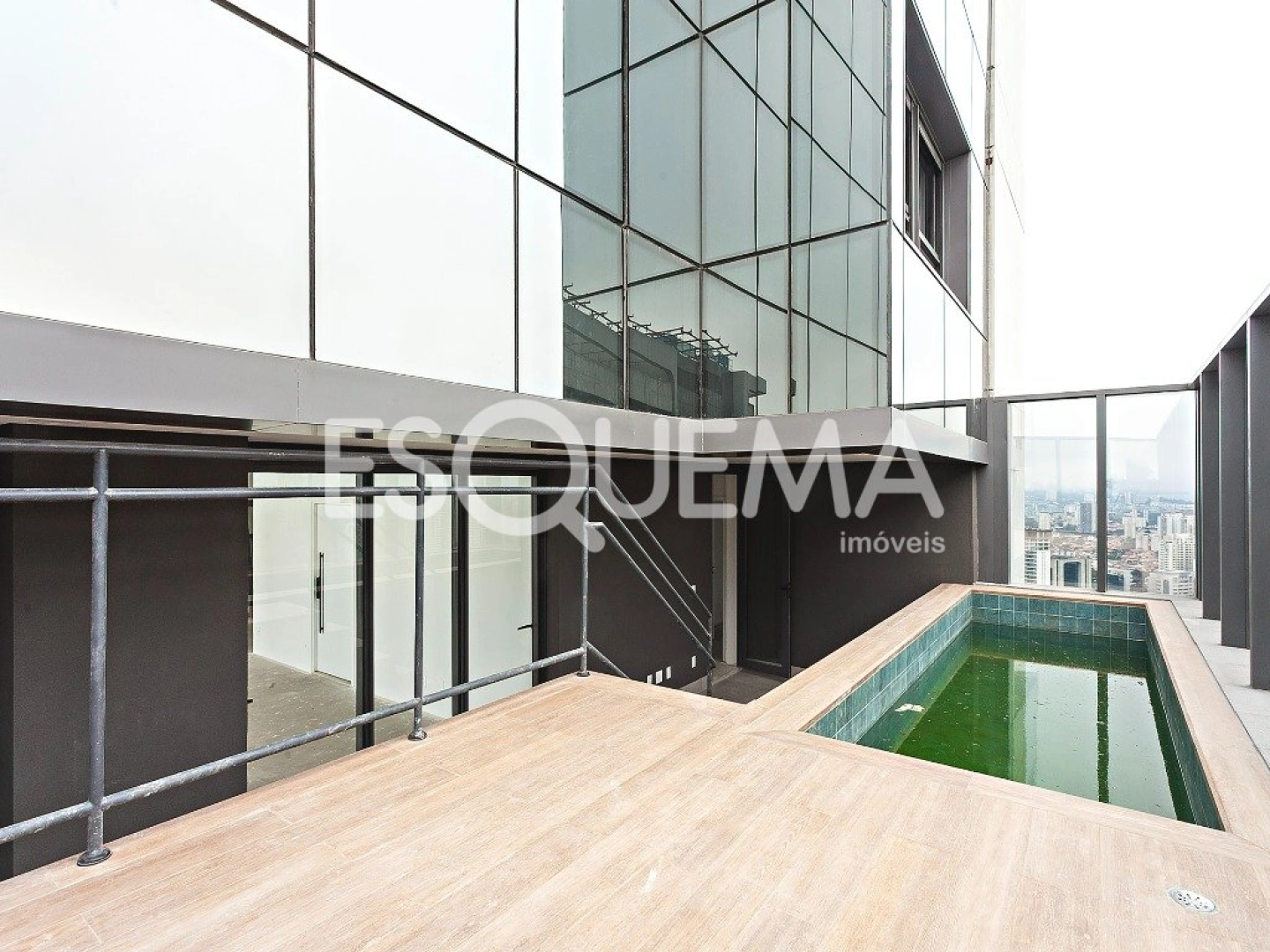 Cobertura com vista privilegiada - Imagem 12