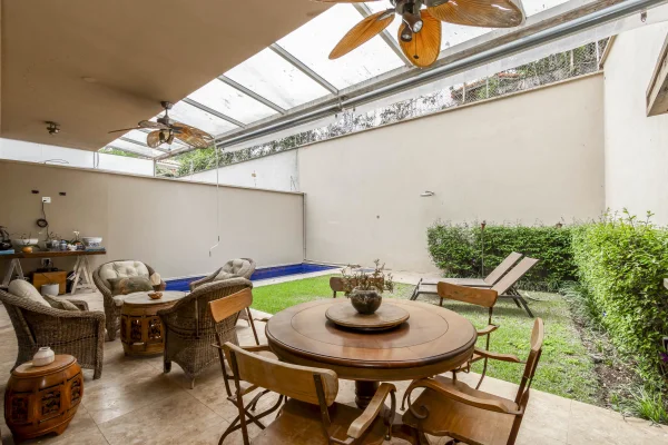 Casa em rua fechada e muito privativa