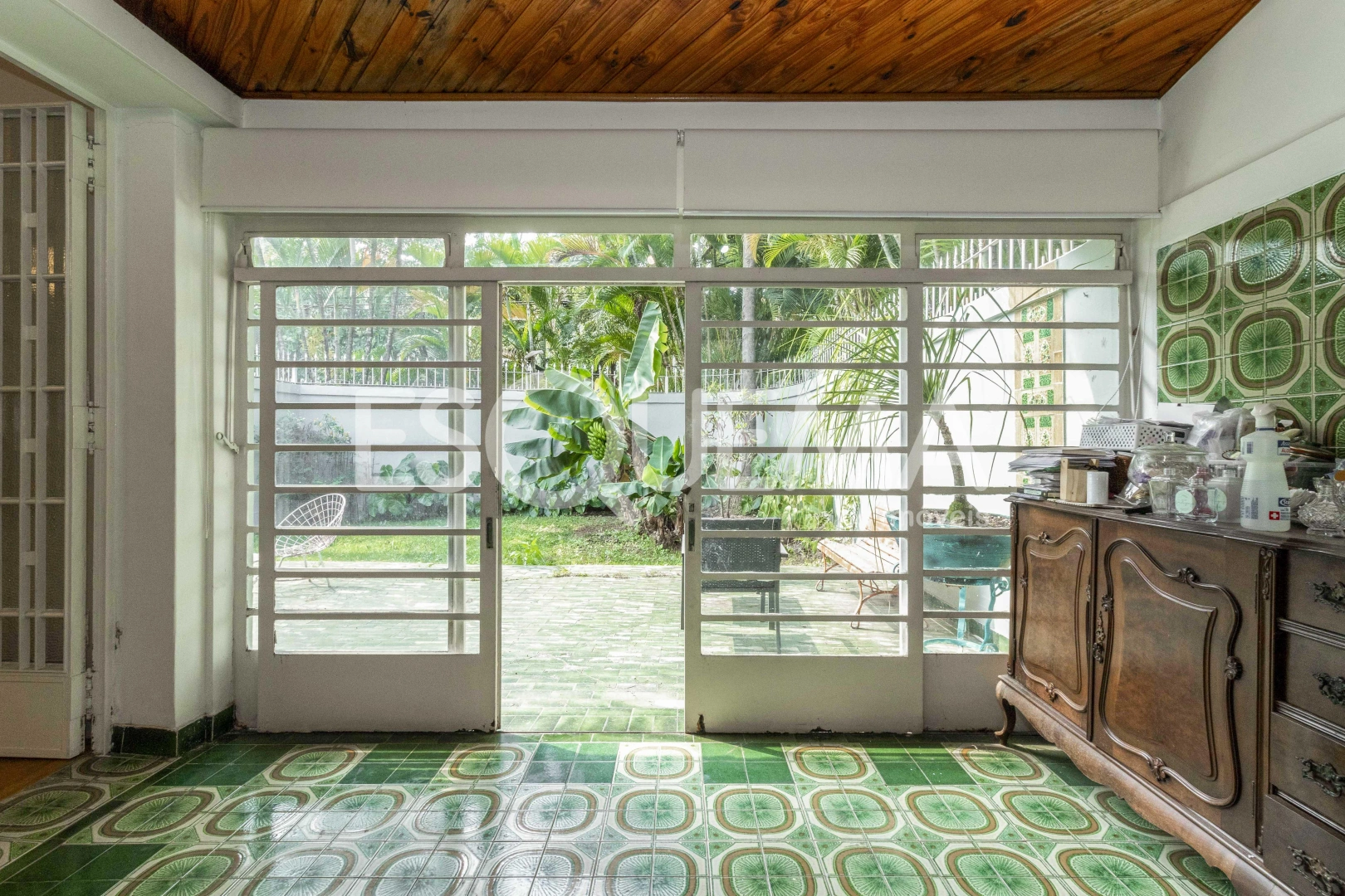Casa para modernização em localização especial - Imagem 10
