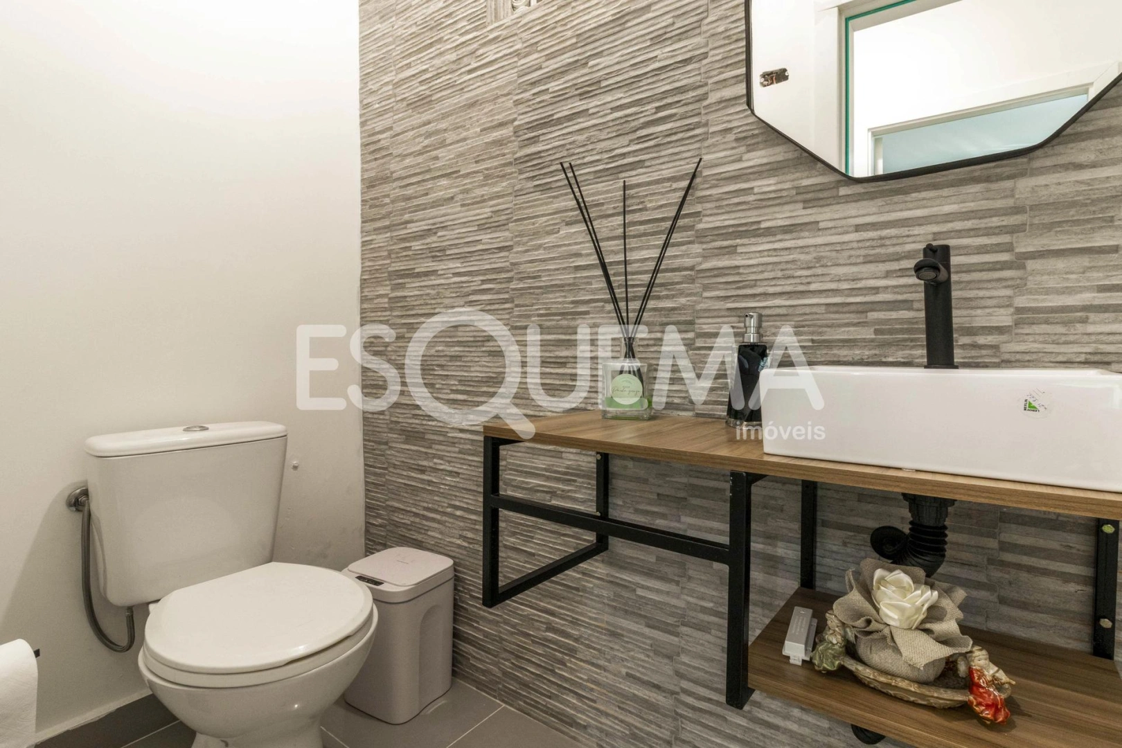 Casa para modernização em localização especial - Imagem 14