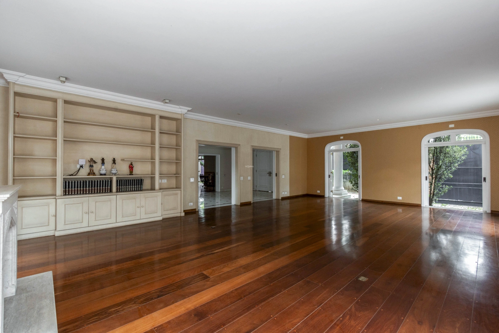 Casa em estilo colonial americano - Imagem 8