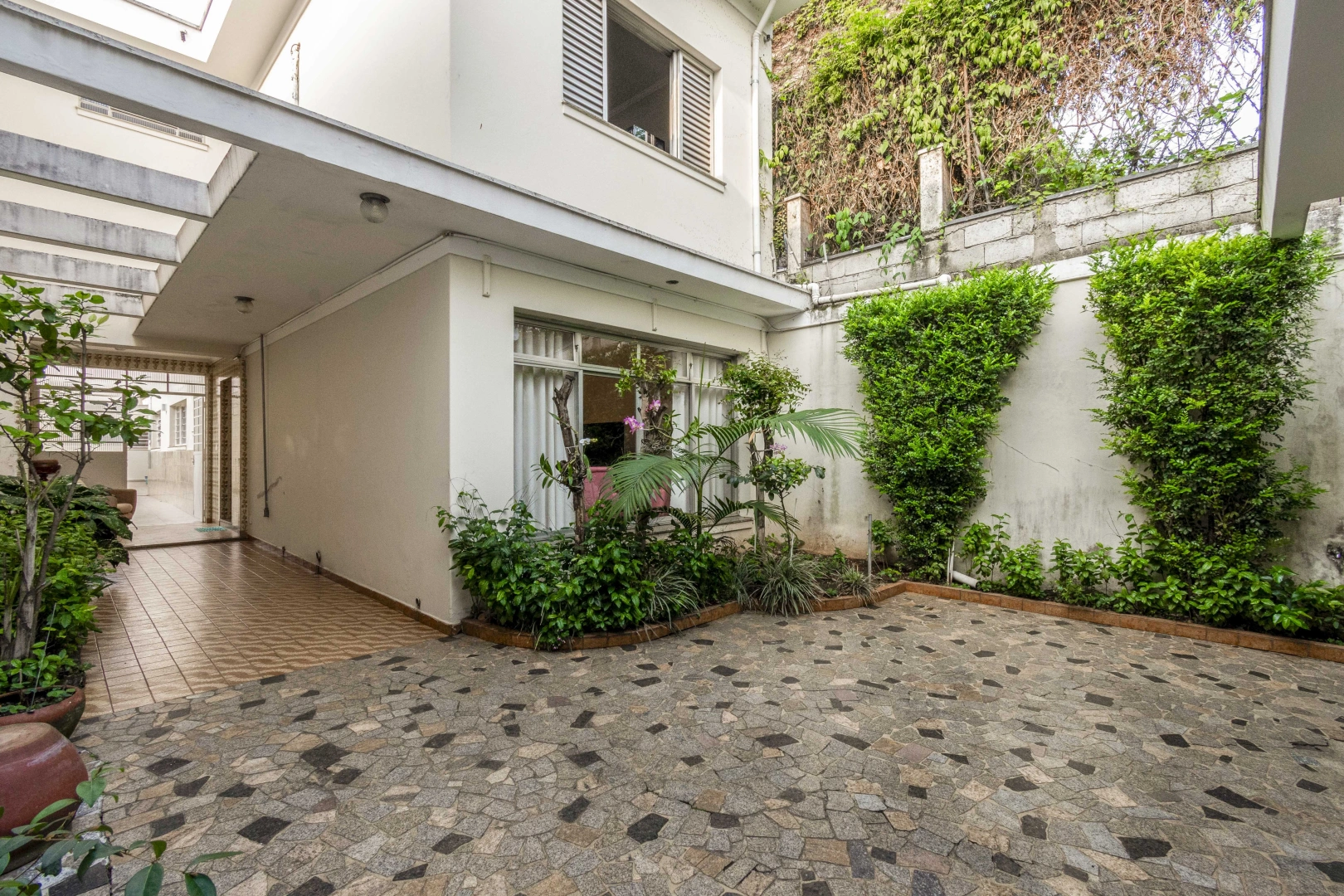 Casa ideal para uma breve reforma - Imagem 1