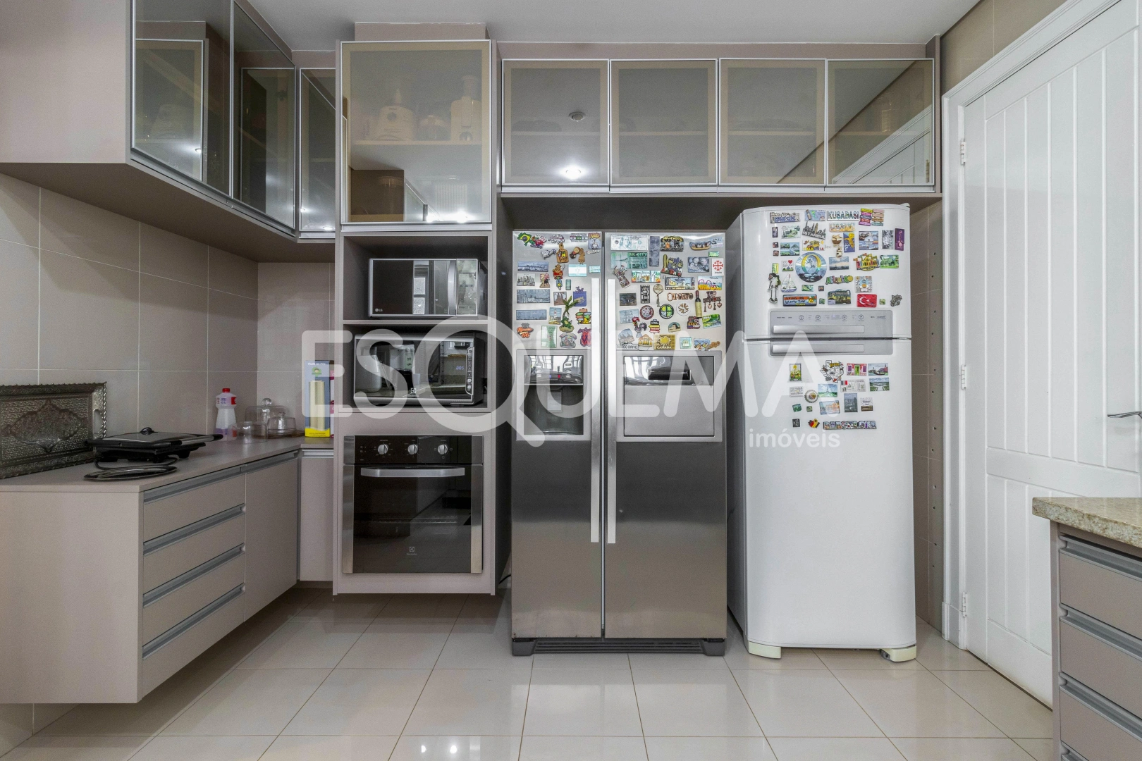 Casa próxima à praça Vinícius de Moraes - Imagem 11