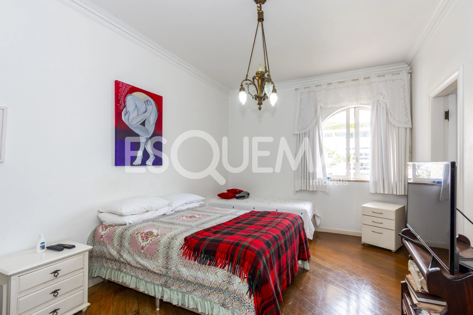 Apartamento amplo e ensolarado - Imagem 10
