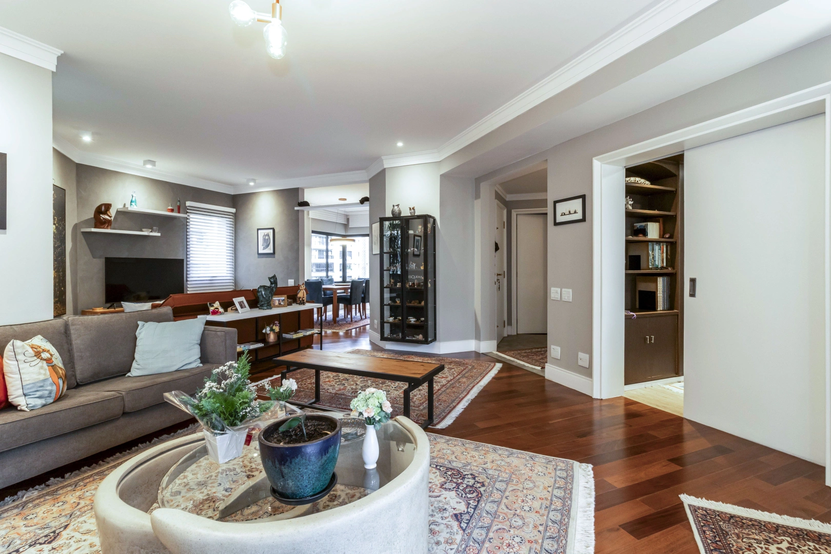 Apartamento reformado com vista privilegiada - Imagem 6