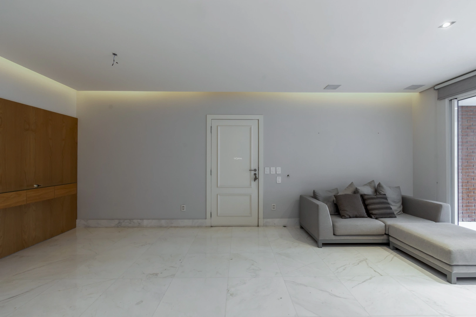 Apartamento reformado e bem iluminado - Imagem 5
