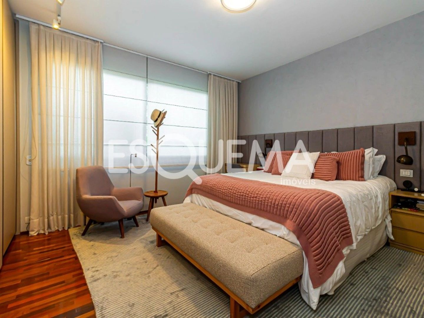 Casa moderna em condomínio arborizado - Imagem 8