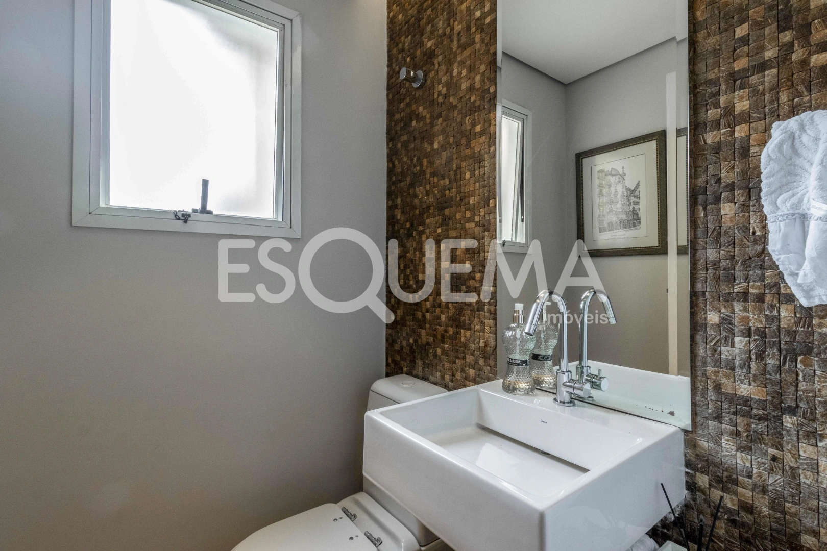 Casa em condomínio fechado com piscina - Imagem 11
