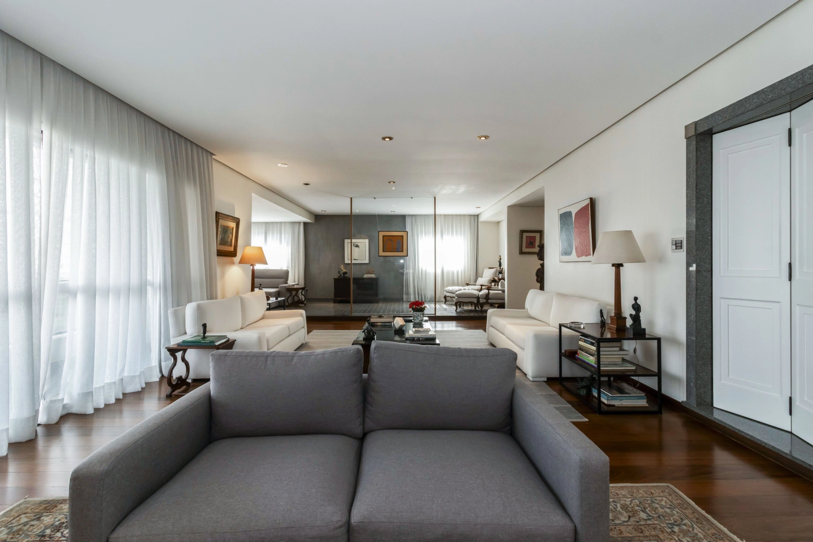 Apartamento agradável a passos da Praça Pereira Coutinho - Imagem 3