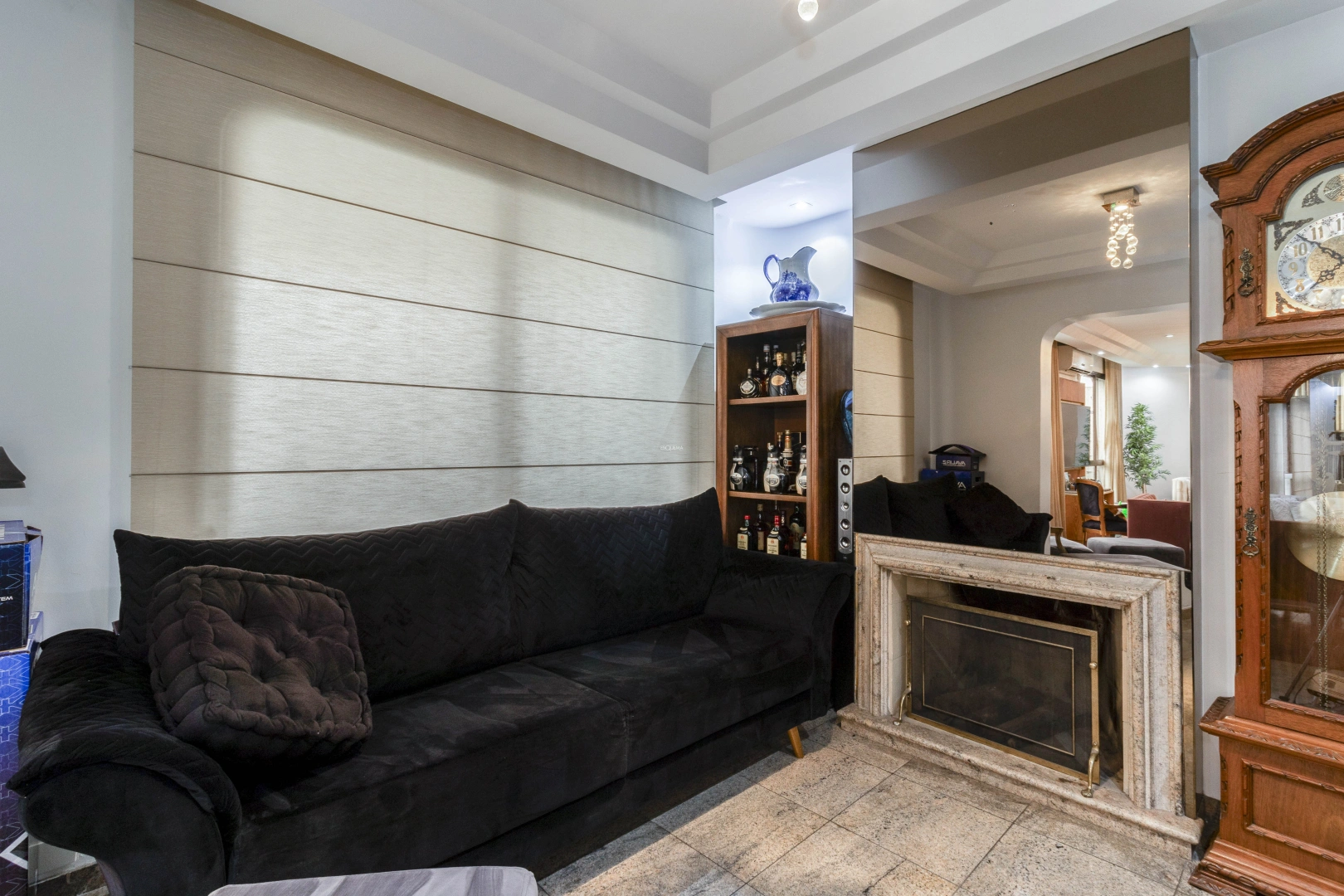 Apartamento em rua arborizada e plana - Imagem 7