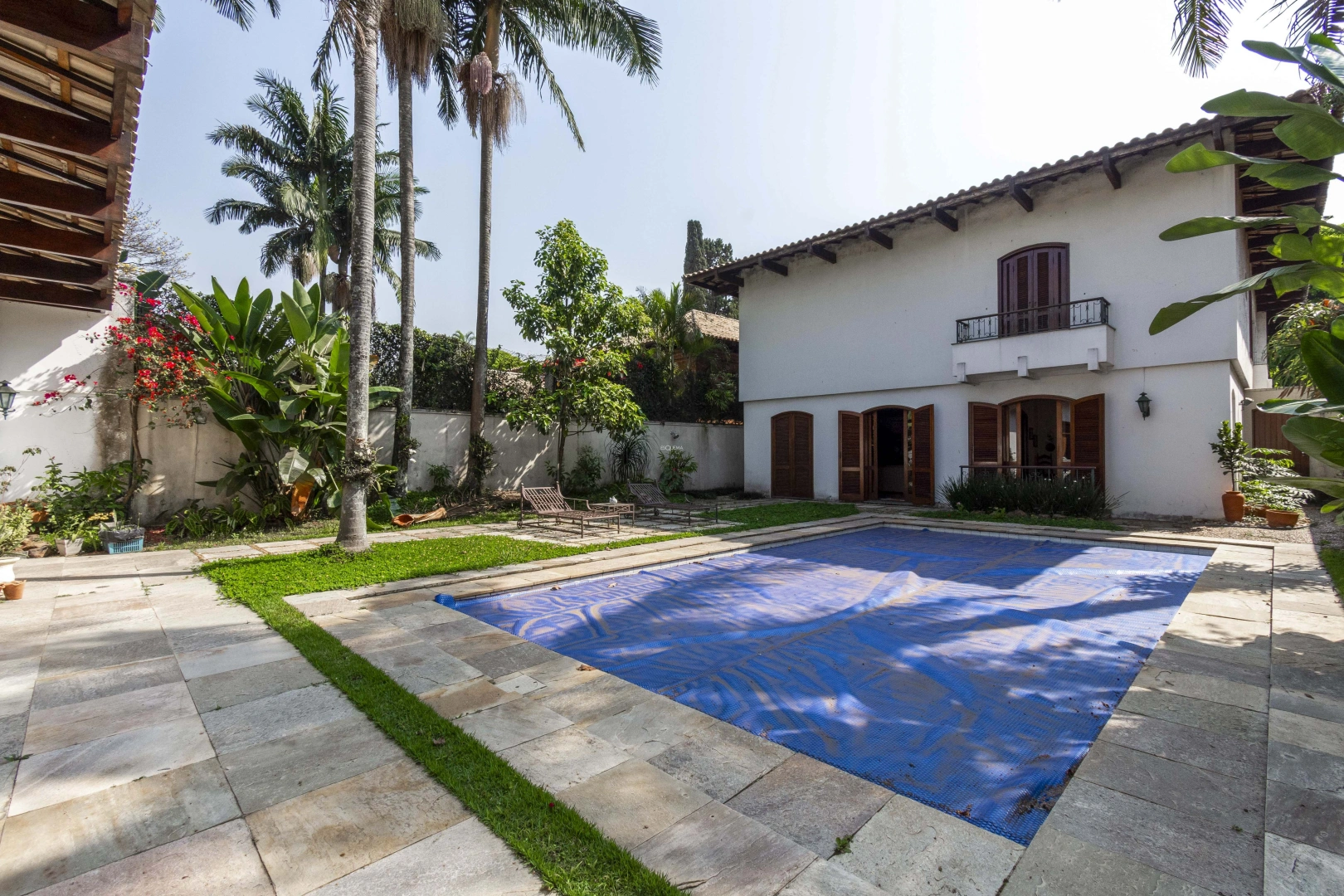 Casa com piscina climatizada - Imagem 2