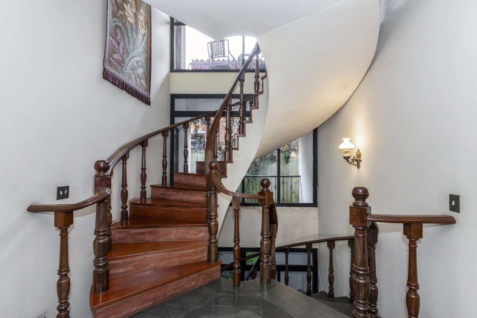 Casa com piscina climatizada - Imagem 6